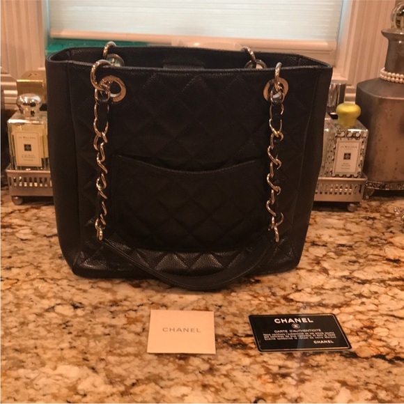 CHANEL SMALL TOTE - Picture 6 of 6